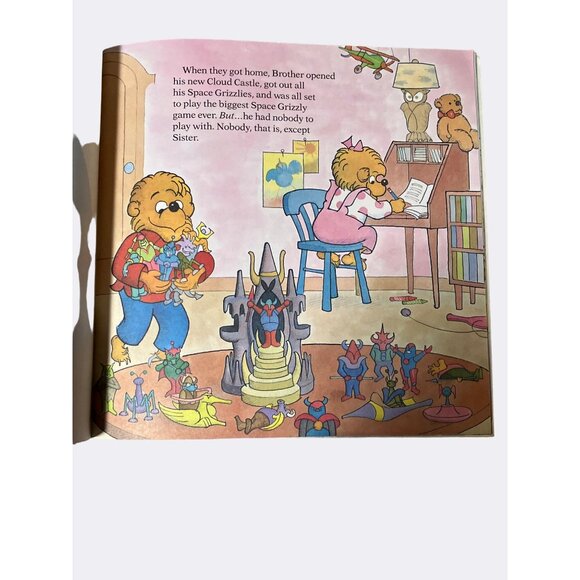1988 “The Berenstain Bears And The Bad Dream” Paperback Book - Picture 7 of 10